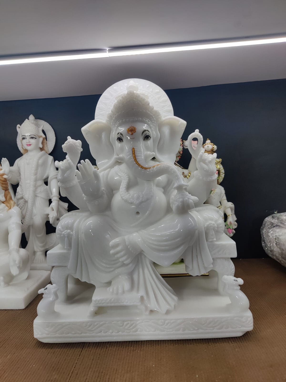 Gopal Lal Tulsi Murti Wale Marble Statues